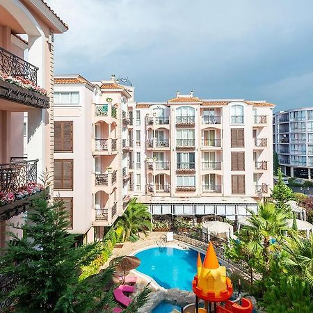 Sea Romance Aparthotel Pantai Sunny Luaran gambar