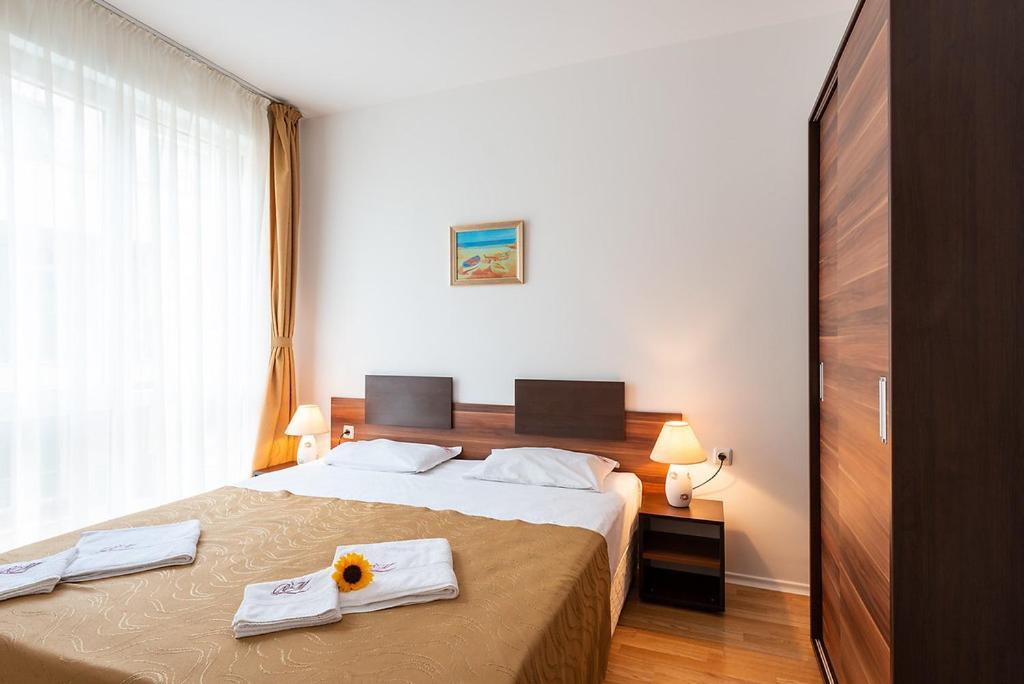 Sea Romance Aparthotel Pantai Sunny Luaran gambar